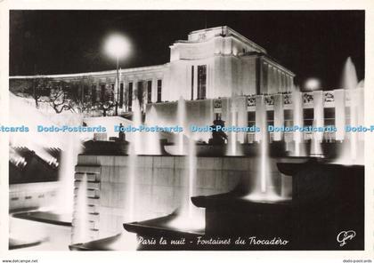 D164315 Paris la Nuit. Fontaines du Trocadero. Gany. RP