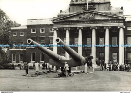 D182566 15. inch Guns From Battleship Ramillies and Resolution. Imperial War Mus