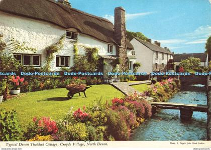 D189526 North Devon. Croyde Village. Typical Devon Thatched College. John Hinde.