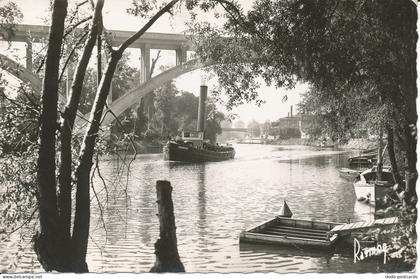 PC28037 Le Perreux Nogent Sur Marne. Seine Remorqueur Sous le Viaduc. Raymon. 19