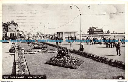 R102546 The Esplanade. Lowestoft. 1952