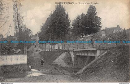 R135110 Courtenay. Rue des Ponts. 1922. IPM