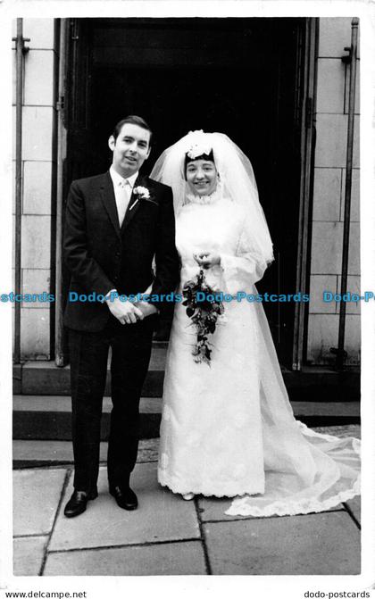 R152321 Old Postcard. Wedding Photo