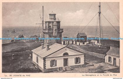 R247020 Pointe du Raz Le Semaphore et la Pointe du Raz LL 30 Arts Photomecanique