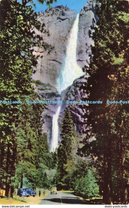 R590353 California Yosemite National Park Yosemite Falls Western Publishing and