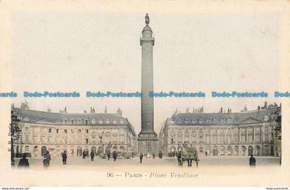 R674249 Paris. Place Vendome. Postcard