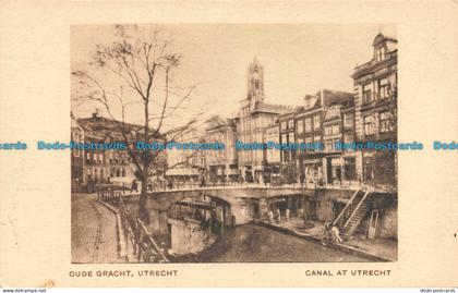 R679649 Utrecht. Oude Gracht. Canal at Utrecht