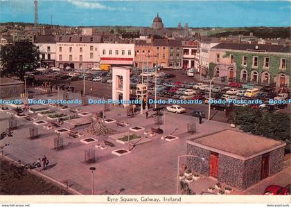 D059674 Ireland. Eyre Square. Galway. Cardall