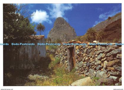 D106458 703. Valle de Benchijigua con el Roque Agando. Edicion La Gomera