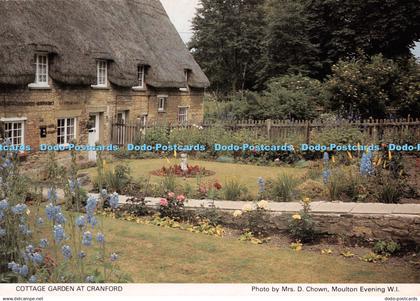 D116396 Cottage Garden at Cranford. Northamptonshire Federation of Women Institu