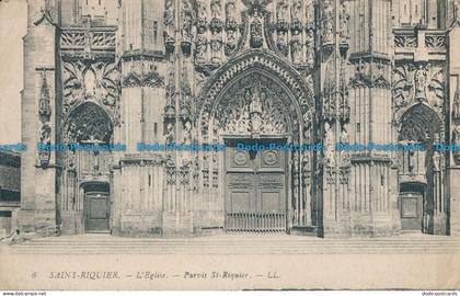 R033654 Saint Riquier. L Eglise. Parvis St. Riquier. Levy Fils. No 6