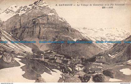 R058723 Gavarnie. Le Village de Gavarnie et le Pic Seonniat. BR. 1056. Bloc Frer