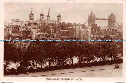 R259173 Tower Bridge and Tower of London Tower of London ancient fortress palace