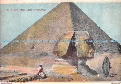 R276103 The Sphynx and Pyramid Egypte