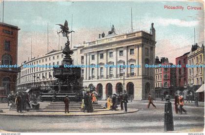 R305867 Piccadilly Circus Postcard