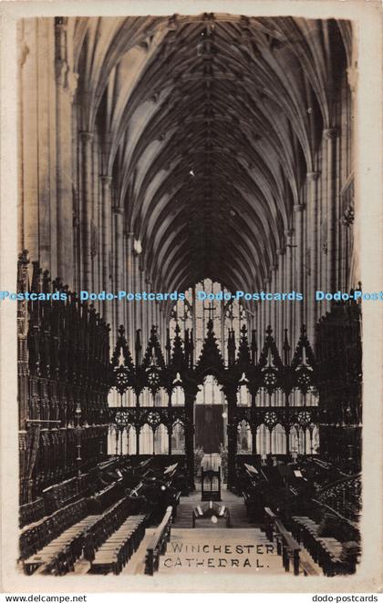 R342222 Winchester Cathedral