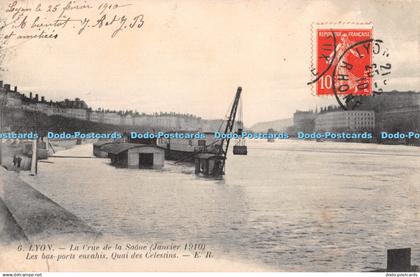 R412451 6 Lyon La Crue de la Saone Janvier 1910 Les bas ports envahis Quai des C