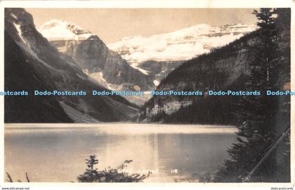 R451206 Lake Louise Byron Harmon Postcard