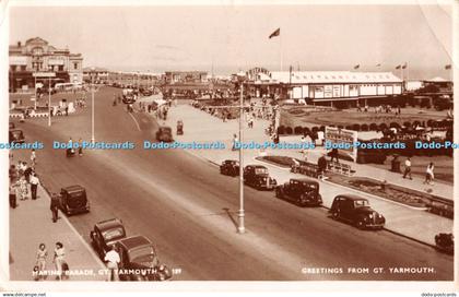 R453570 Marine Parade Gt Yarmouth 189 Greetings From Gt Yarmouth RP Post Card 19