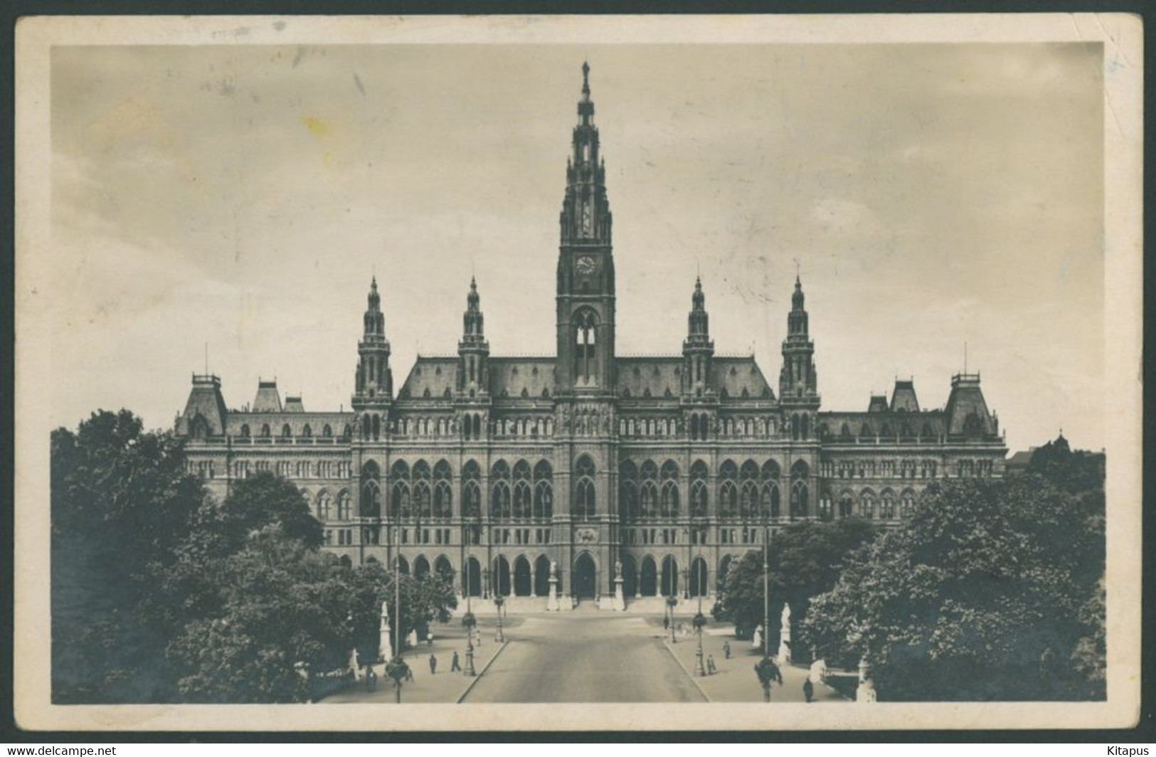 WIEN vintage postcard Vienna Austria