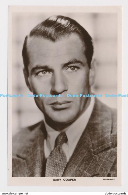 C013276 Gary Cooper. Paramount. Picturegoer Series. No. 333 e. RP