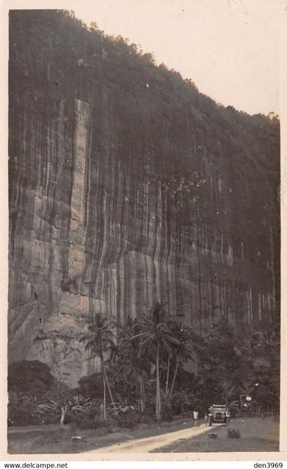 Monde - Falaises - Carte-Photo non classée