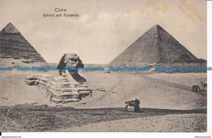 R045042 Cairo. Sphinx and Pyramids