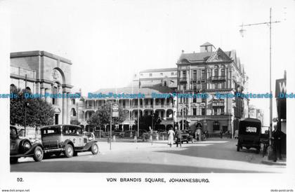 R081102 52. Von Brandis Square. Johannesbrug