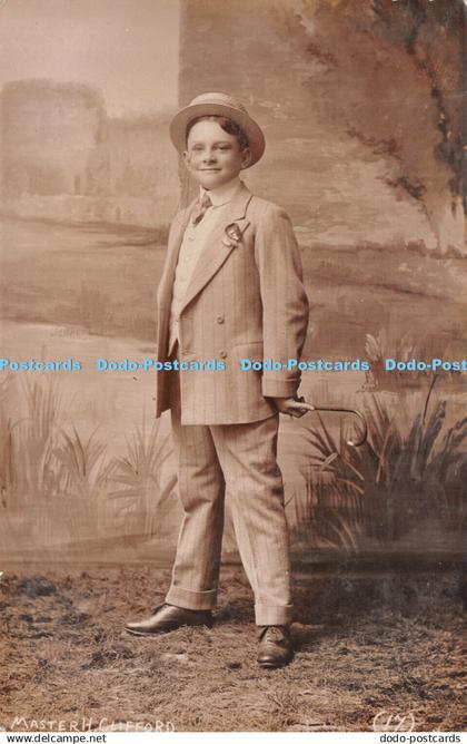 R264663 Boy in suit and hat Portrait Geo Austin 1909