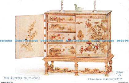 R295990 The Queens Dolls House Chinese Cabinet in Queens Bedroom Oilette Series