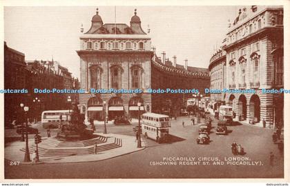 R377127 London Piccadilly Circus Showing Regent St and Piccadilly