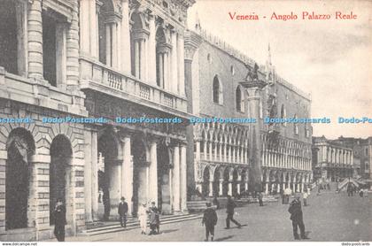 R392650 Venezia Angolo Palazzo Reale Postcard