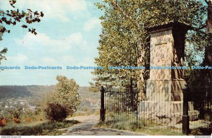 R427243 Kentucky Monument and Grave of Daniel Boone Kentucky Foremost Frankfort