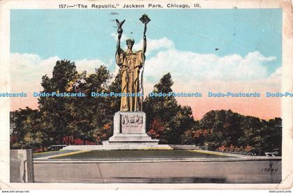 R481953 Chicago Jackson Park The Republic