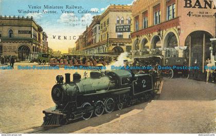 R646065 California. Venice. Windward Avenue. Venice Miniature Railway. Western P