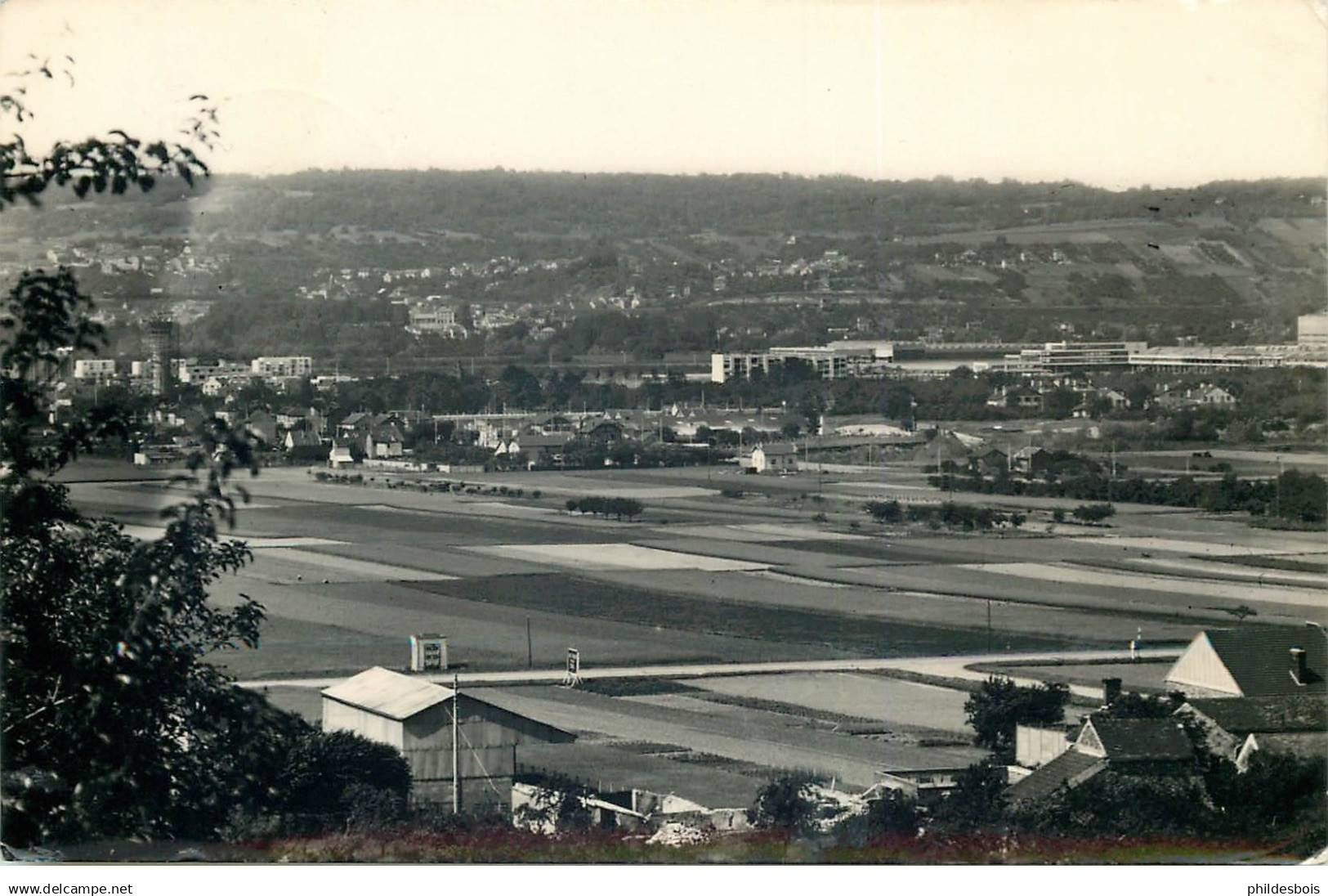 YVELINES  AUBERGENVILLE  (cpsm)