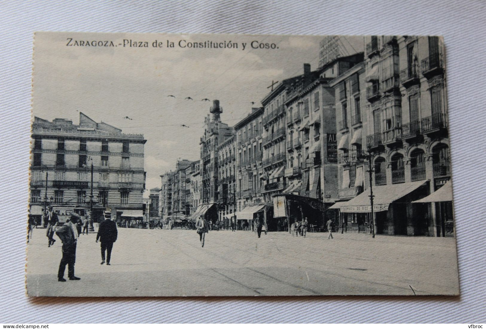 Zaragoza, plaza de la constitucion y coso, Espagne