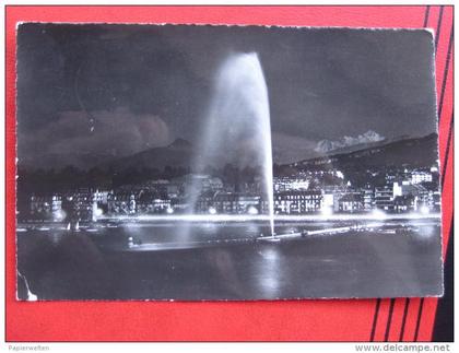 Geneve / Genf (GE) - Le jet d´eau illumine