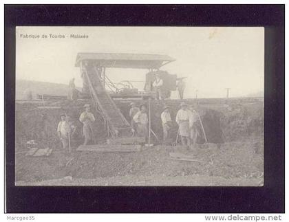 fabrique de tourbe malaxée écrite de ponts de martel , pas d'édit. scène de travail , rare