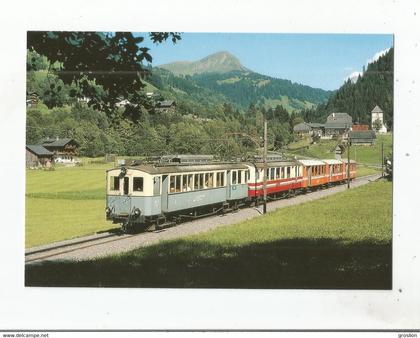 EN DESSOUS DU VILLAGE DE VERS L'EGLISE CHEMIN DE FER AIGLE SEPEY DIABLERETS 09 1986